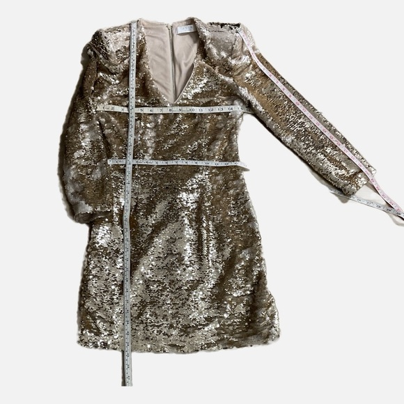 ASTR the Label Sequins Mini Dress Gold Size Medium Lined Long Sleeve Cocktail - Picture 11 of 12